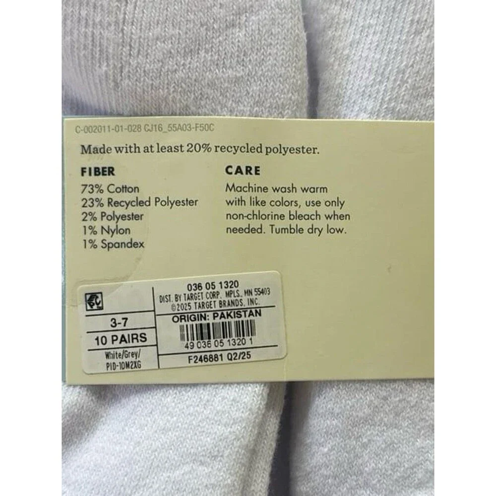 Kids white ankle Socks. 20 pairs. Cat & Jack cushioned sole sock. 3-7 shoe size